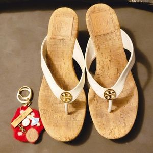 Tory Burch platform thongs sandals size 7 used